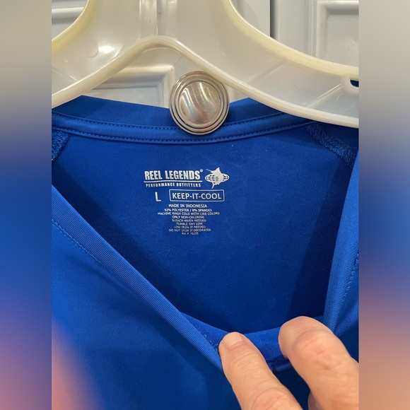 Reel Legends, Keep-it-Cool, Women’s Size L.  Blue with a slight blue print. - Picture 5 of 9